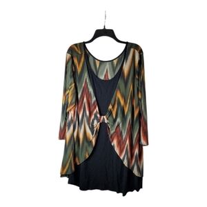 🇺🇸Multicolor Chevron Pattern Women's Top Size 3X